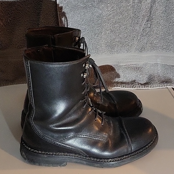 Mens Versace zip up combat boots. Made in Italy 🇮🇹 - Picture 2 of 4